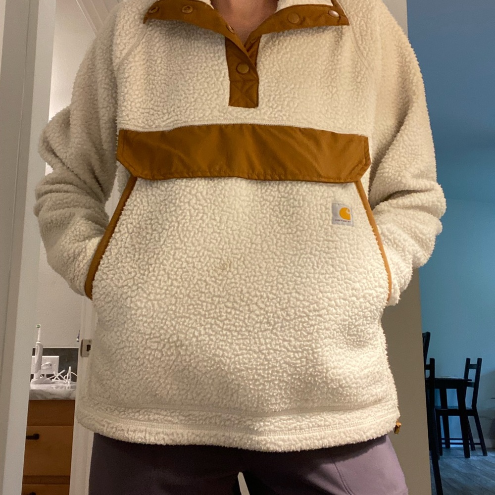 Carhartt size small sweater